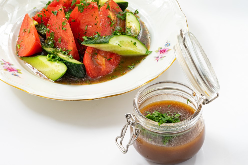 Соусы для салата: 10 рецептов приготовления простых соусов