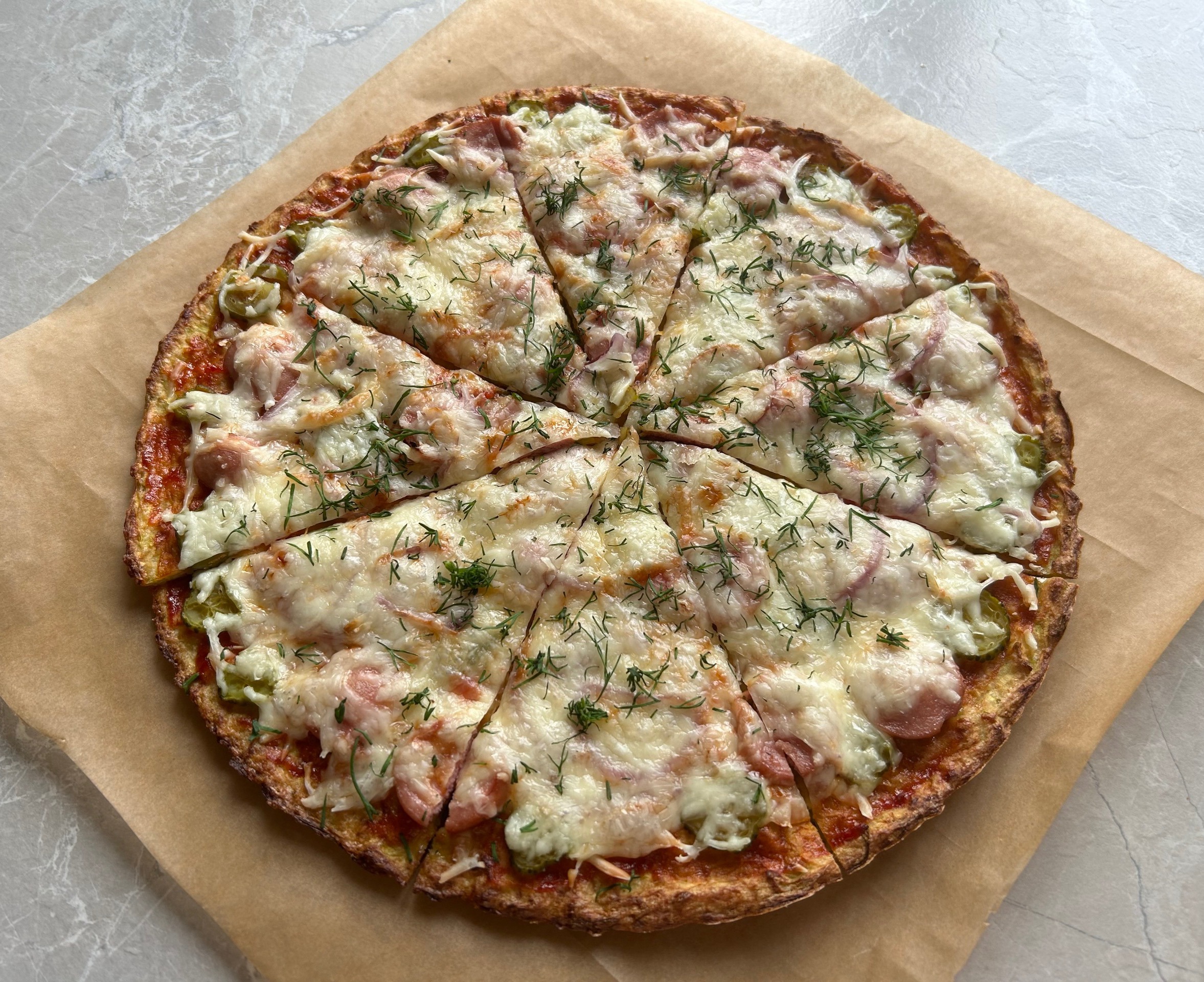 Пицца на сковороде с колбасой - пошаговый рецепт с фото на конференц-зал-самара.рф