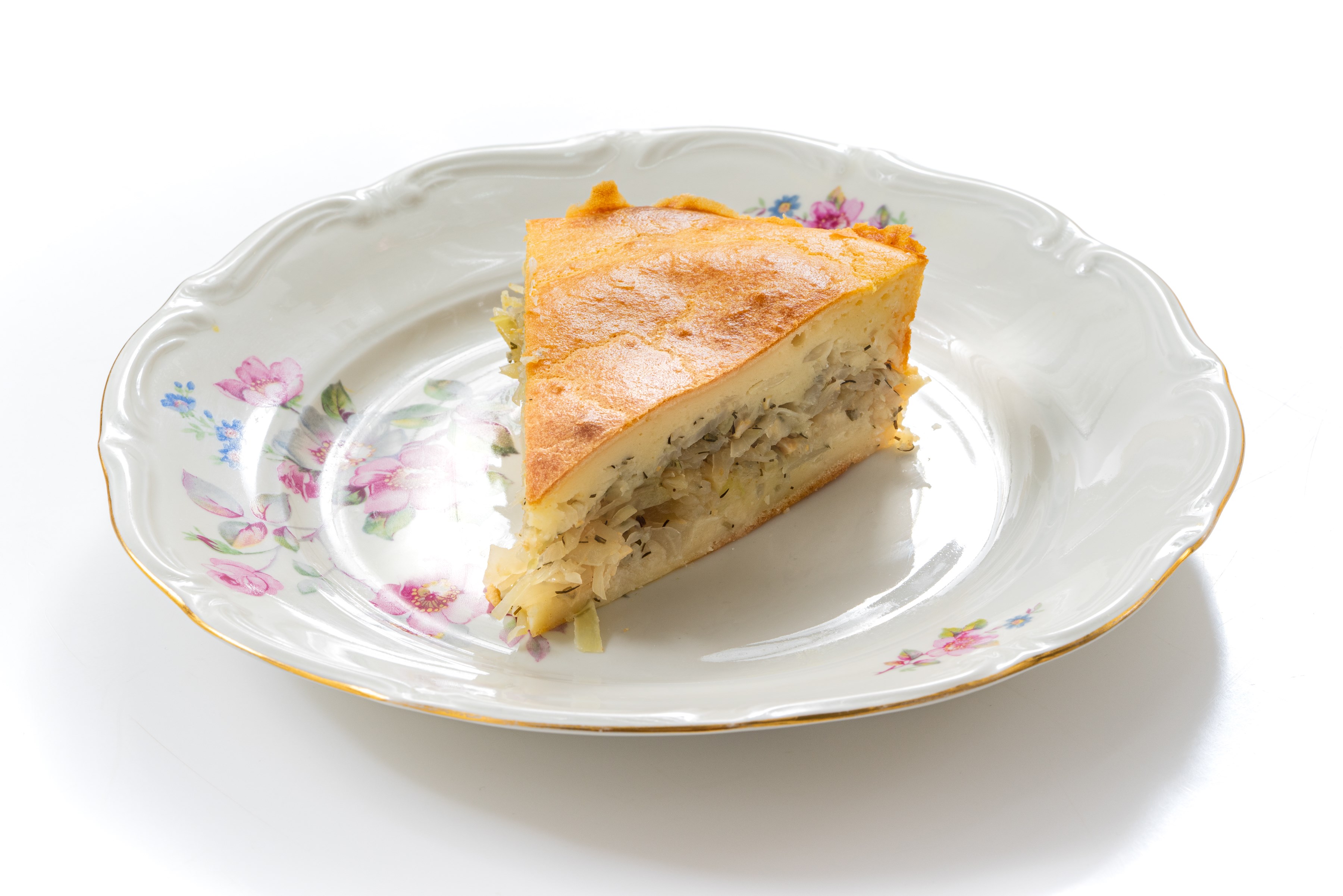 Пирог со сливами на кефире -пошаговый рецепт с фото