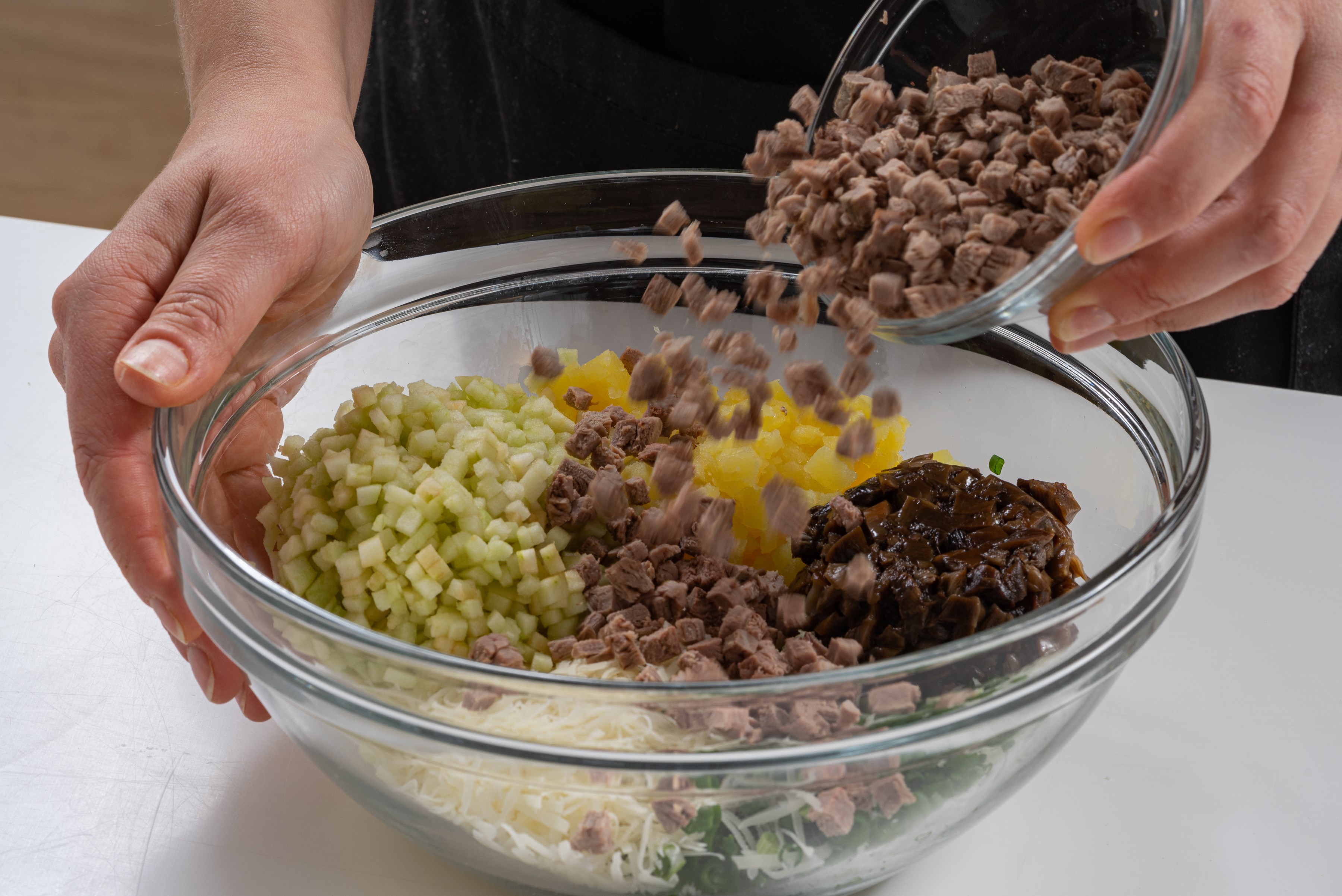 Тарталетки с мясом и солеными грибами, пошаговый рецепт с фотографиями –  Авторская кухня: Закуски. «Еда»