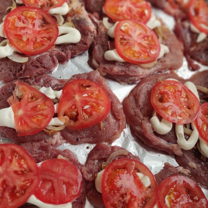 Мясо в духовке с помидорами - пошаговый рецепт с фото на вороковский.рф