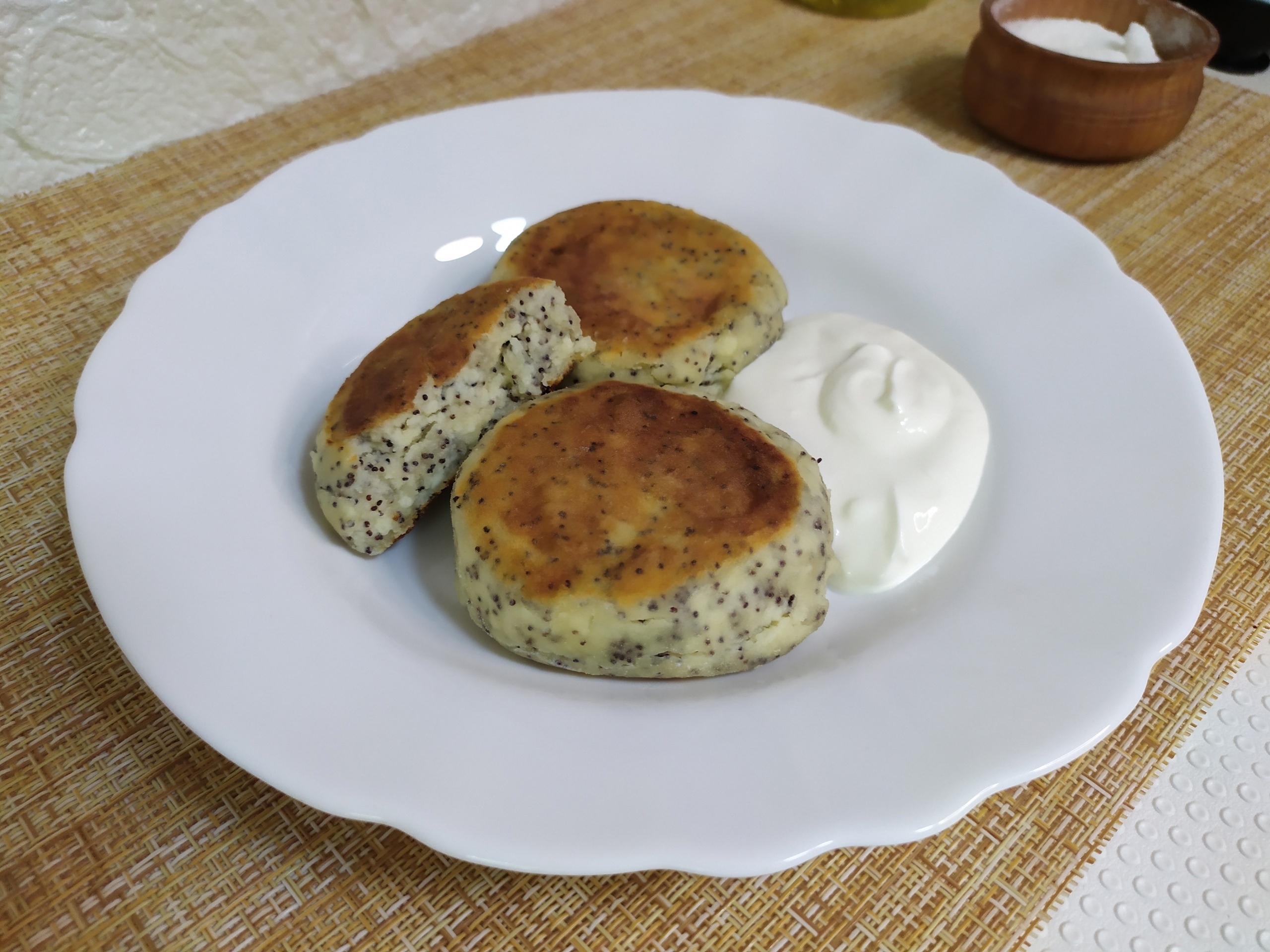 Сырники с маком