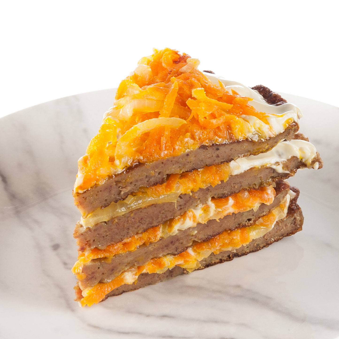 Рецепт печеночного торта из говяжьей печени с морковкой и луком - лучший способ приготовить