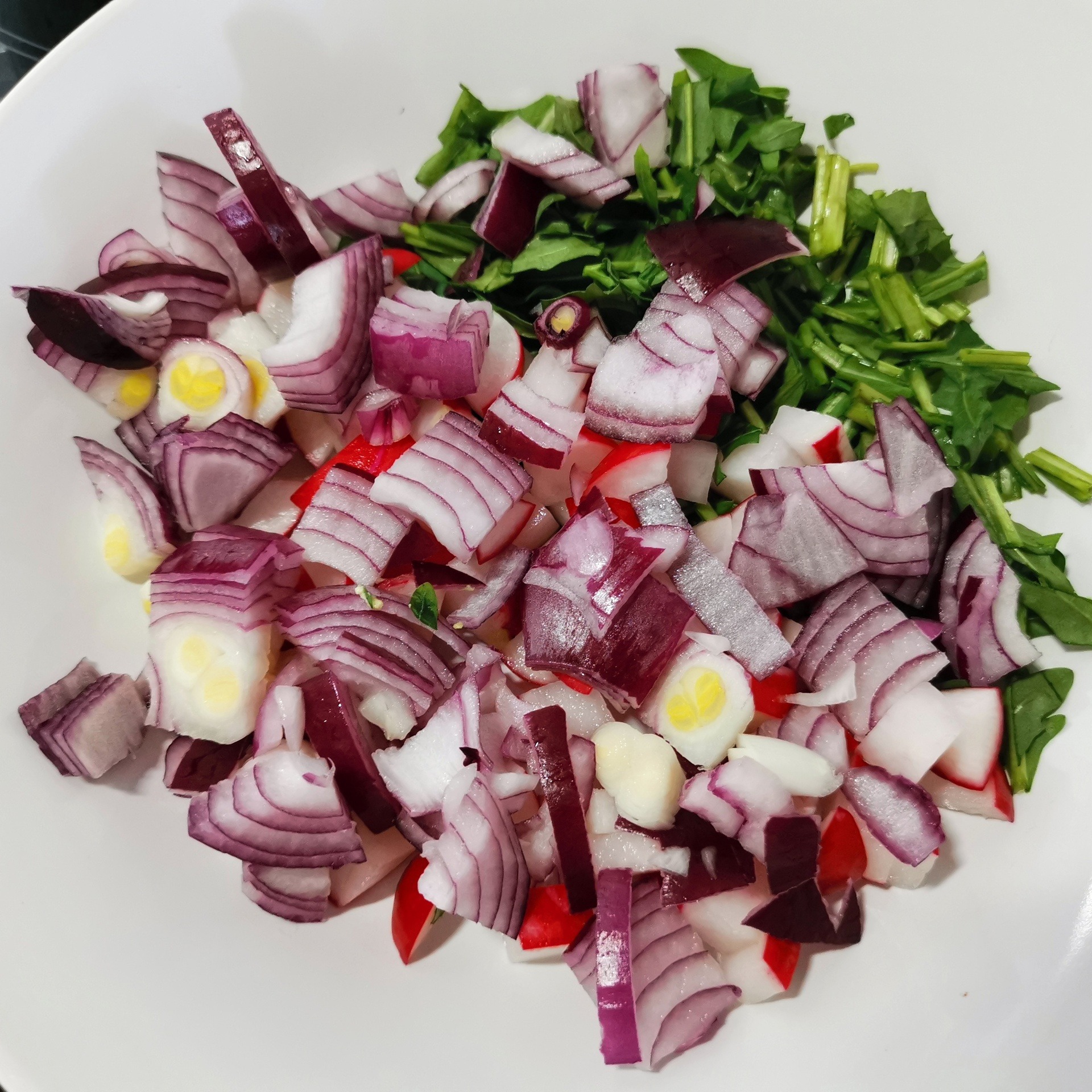 Какие существуют праздничные рецепты салатов европейской кухни?