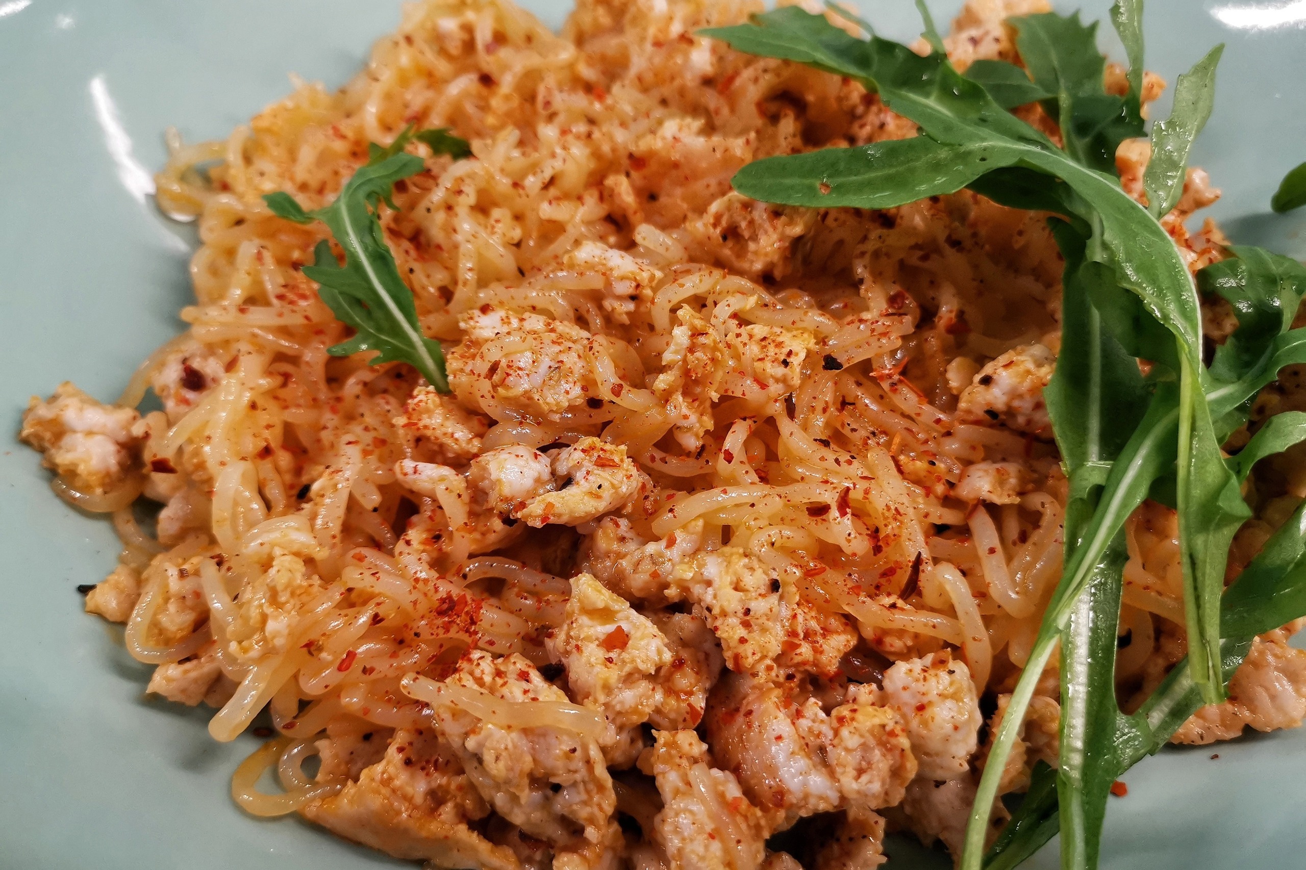 Кето-макароны по-флотски с курицей