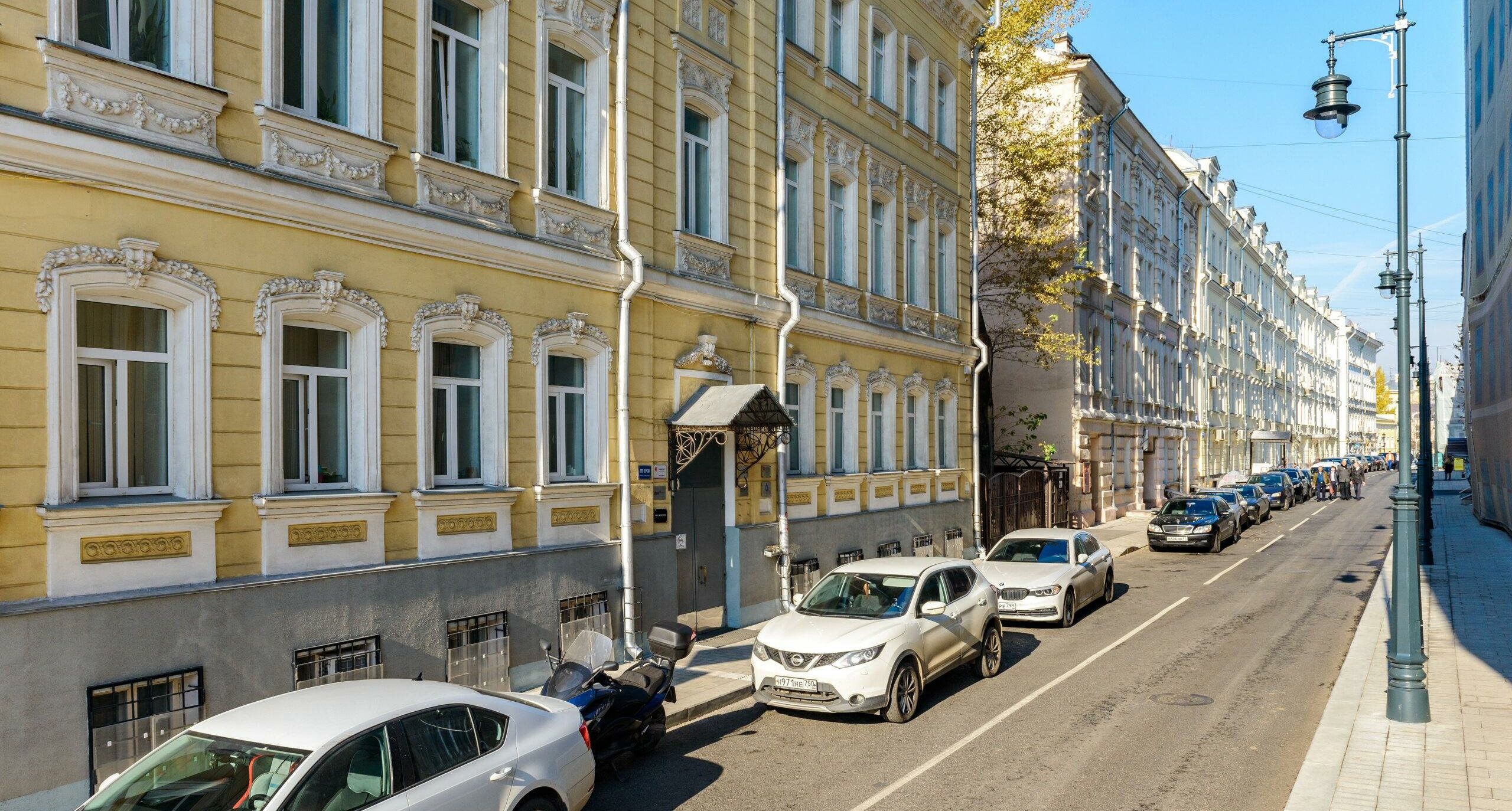 Почему московские Кисельные переулки так называются?