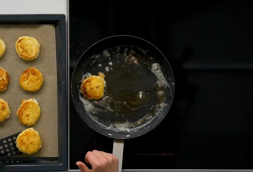 Сырники в духовке из творога с манкой: рецепт пошаговый с видео и фото | Меню недели