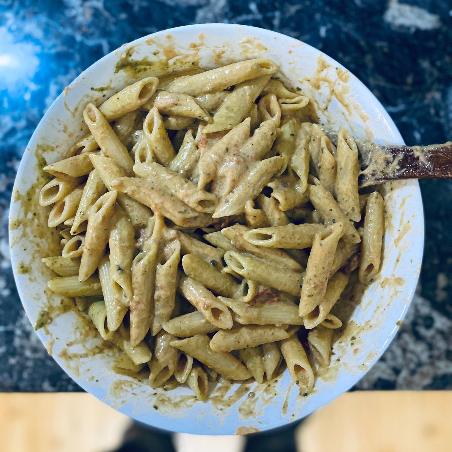 Спагетти с сосисками и сыром в духовке — рецепт с фото пошагово