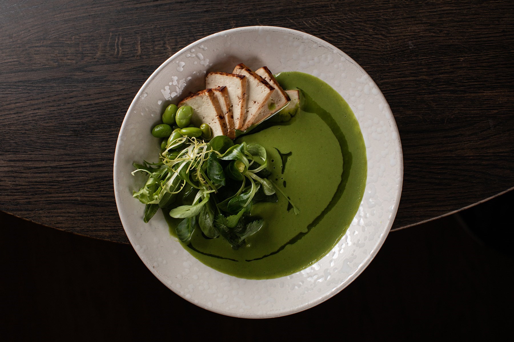 Суп из зеленого горошка с маринованным тофу